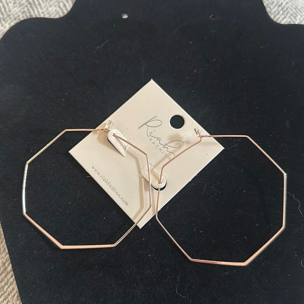 Octagon shaped hoop earrings